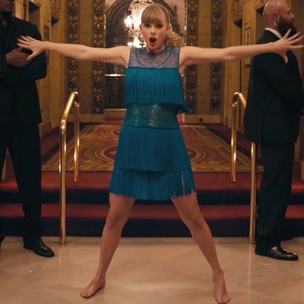 Taylor Swift Blue Fringe Sequin Dress Delicate music video blue gloves